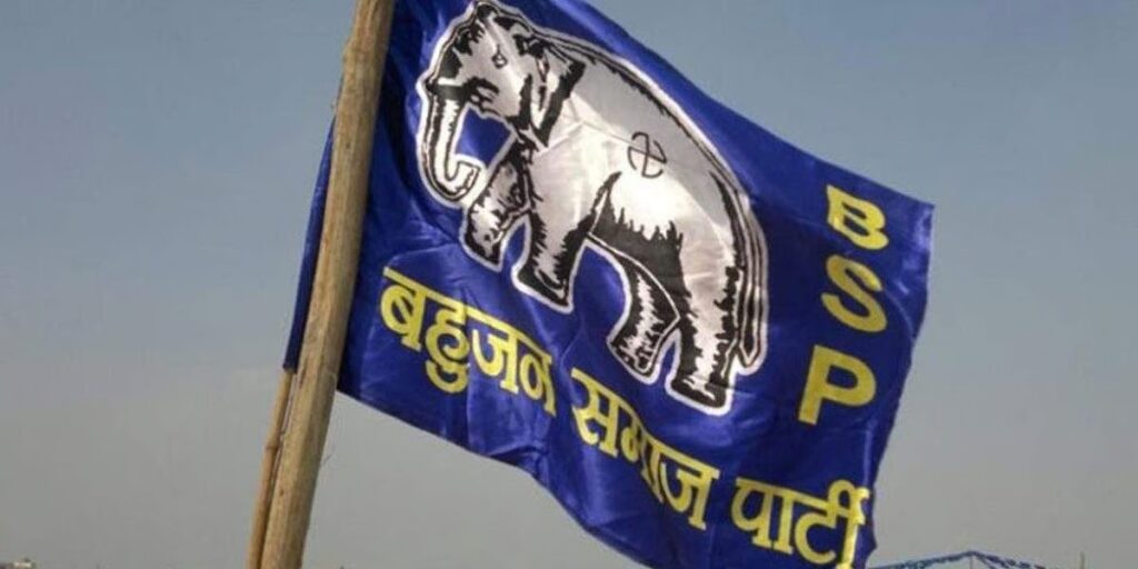 BSP के श्रावस्ती से सांसद राम शिरोमणि वर्मा व उनके भाई को पार्टी से निष्कासित, लगाया अनुशासनहीनता का आरोप....