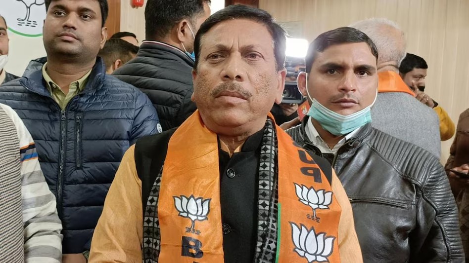 Rampur LokSabha Election: BJP प्रत्याशी घनश्याम सिंह लोधी ने पदयात्रा कर लोगों से  मांगे वोट...