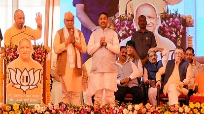 CM Yogi का बरेली मंडल में दिखा अलग अंदाज, शिवपाल को प्रत्याशी बनाने पर ली चुटकी…