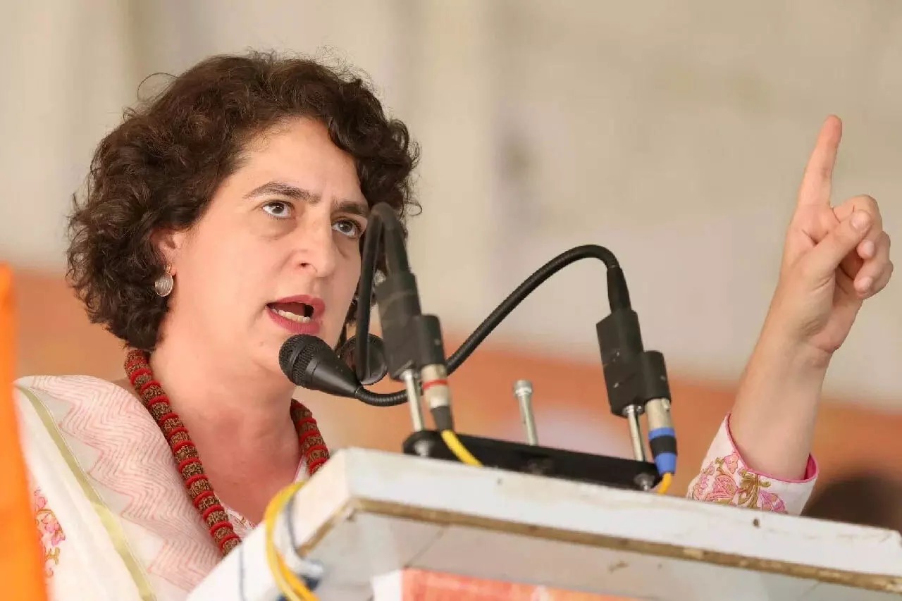 Saharanpur: रोड शो में Priyanka Gandhi ने मोदी पर कसा तंज,  देश ने सत्ता को नहीं सत्य को पूजा है....   