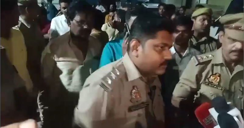 Sultanpur में बदमाश ने 2 युवकों को मारी गोली, पुलिस मामले की कार्यवाई में जुटी…..