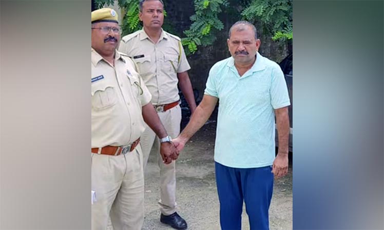 Life Imprisonment : 8 से 12 साल की 6 बच्चियों के साथ Head Master ने किया था गलत काम; अब मरते दम तक रहेगा Jail में