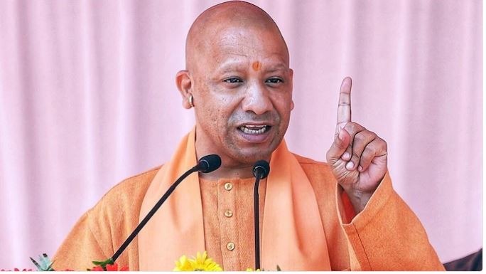 CM Yogi का बड़ा बयान, दिवाली पर माहौल खराब करने वालों के खिलाफ होगी कार्यवाई...