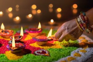 योगी का एलान Diwali को प्रदेश में घोषित सार्वजनिक अवकाश