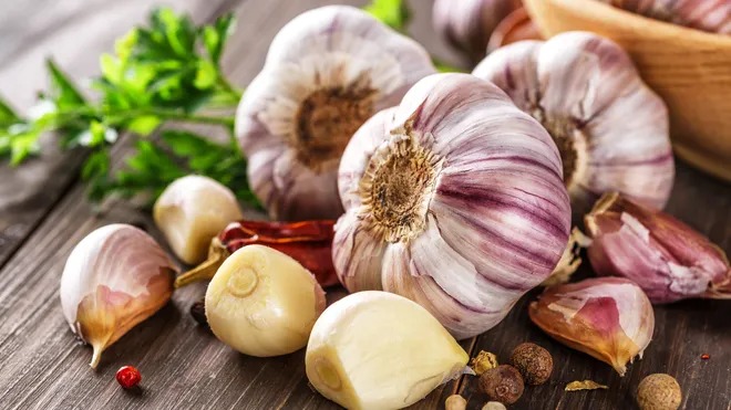 नुकसान भी पहुंचा सकता है Garlic , इस रिपोर्ट में जानिए इसके साइड इफेक्ट्स…