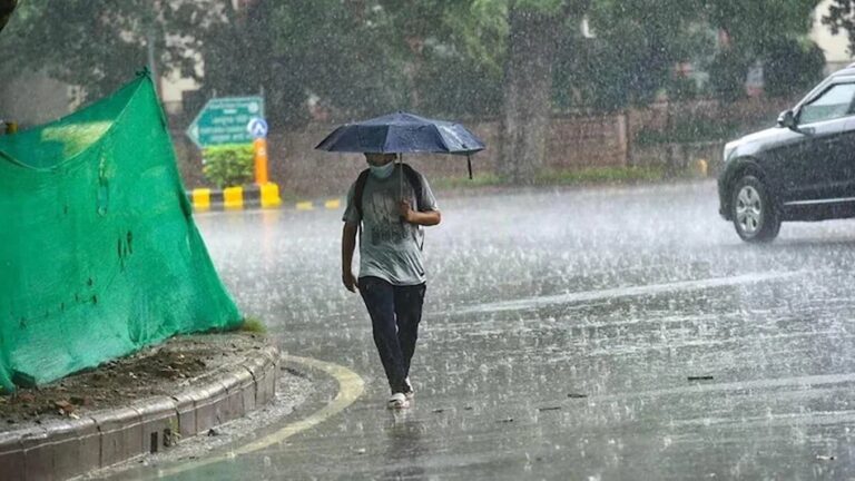 धनतेरस के पहले इन जिलों में Rain के आसार, आने वाले दिनों में बढ़ेगी ठंड...