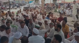 शामली में farmers का धरना हुआ डबल, फिर भी नही निकल रहा कोई हल…