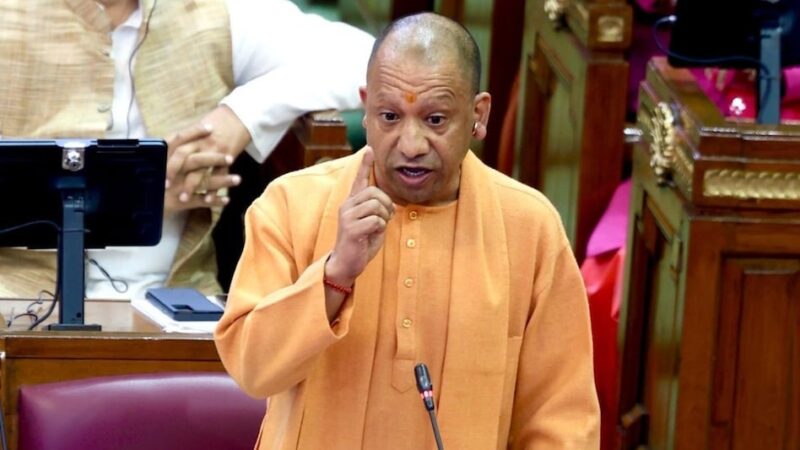 CM Yogi का बड़ा बयान, प्रियंका गांधी पर साधा निशाना, कही ये बड़ी बात…