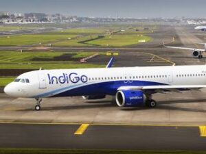 indigo flight की पाकिस्तान में इमरजेंसी लैंडिंग, अचानक यात्री की तबीयत बिगड़ने से हुई ये घटना...