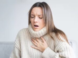 Heart Attack के कुछ लक्षणों को पहचानकर जान बचाने में मदद मिल सकती है