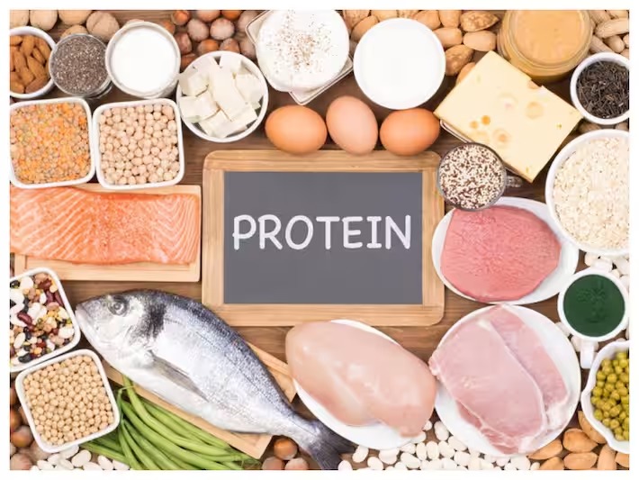 स्किन और बालों में दिखते हैं Protein की कमी के ये लक्षण,