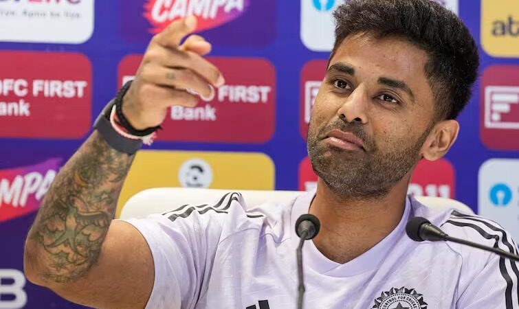 Suryakumar Yadav में है डिविलियर्स की झलक? पूर्व दिग्गज ने दिया चौंकाने वाला जवाब