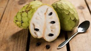 custard apple स्किन के लिए होता है वरदान, हैरान कर देंगे इसके गजब के फायदे...