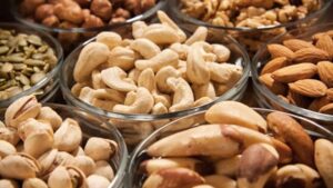 क्या Almond खाने से यूरिक एसिड बढ़ता है? जानने के लिए देखे पूरी रिपोर्ट....