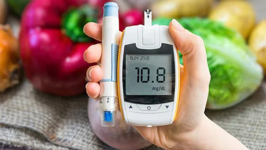 बढ़ा हुआ Blood sugar लेवल कम करने के टिप्स,जानने के लिए देखे पूरी रिपोर्ट ....