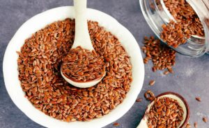 सुबह खाली पेट भिगोए हुए Flaxseed के बीज खाने के फायदे-देखे पूरी रिपोर्ट ...