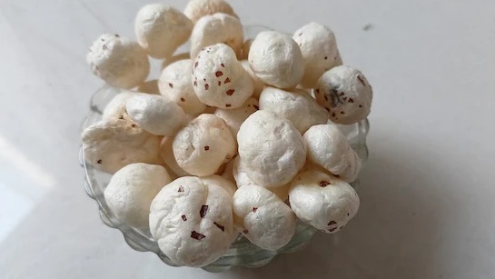 Fox Nut क्यों है सेहत के लिए फायदेमंद, जानने के लिए देखे ये रिपोर्ट...