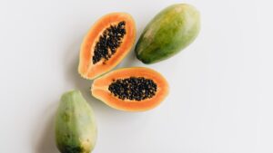 Papaya सेहत के साथ त्वचा के लिए भी है फायदेमंद, जानने के लिए देखे ये रिपोर्ट...