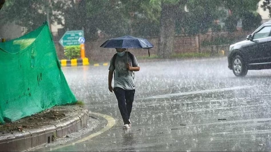 Rain और तेज हवाओं का अलर्ट जारी, यूपी समेत पूरे उत्तर भारत में बदल गया मौसम...