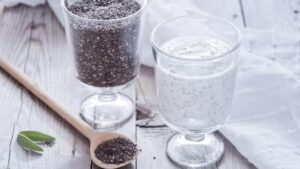 Chia Seeds में पाए जाते है कई मिनरल और विटामिन, वजन कम करने में भी काफी मददगार...