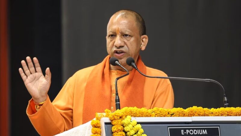 मुख्यमंत्री Yogi Adityanath 18 से 40 वर्ष तक के 2500 युवाओं को 125 करोड़ ब्याजमुक्त ऋण वितरित करेंगे।